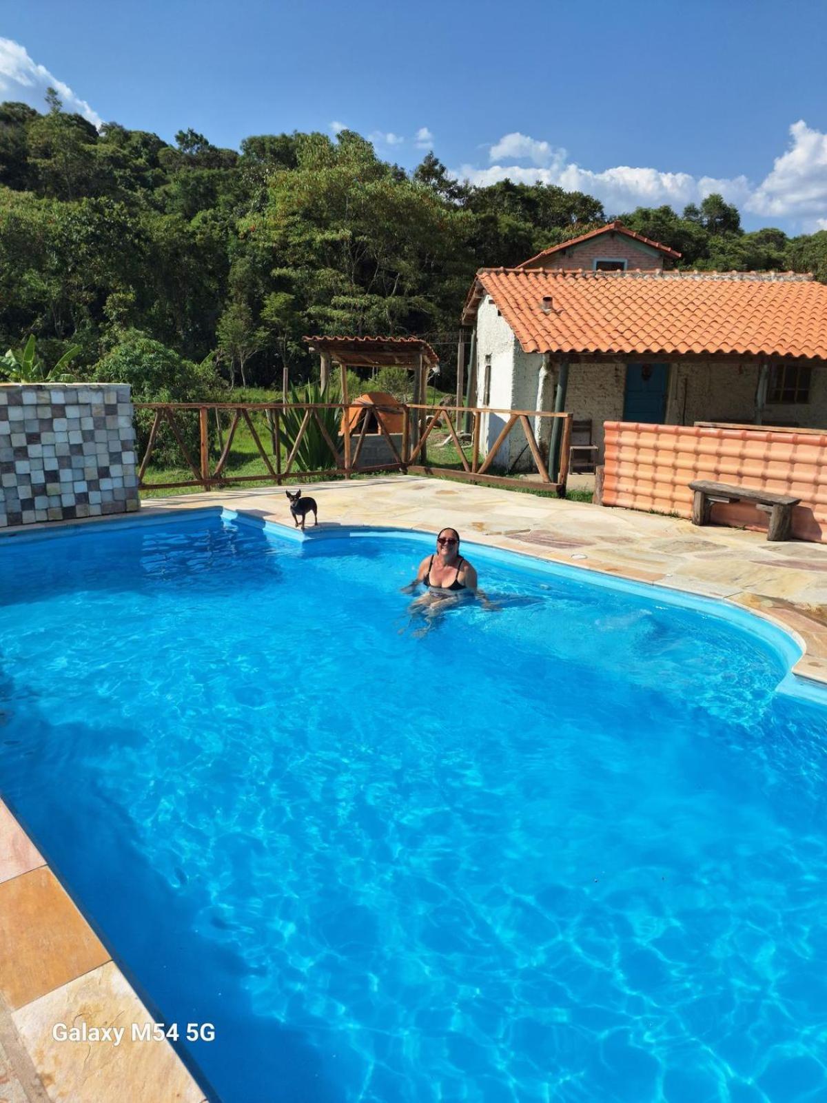 Chales E Camping Taquaral Sao Tome das Letras Exterior photo